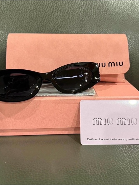Miu Miu Accessories - Miu Miu Black Oval Cat-Eye Sunglasses with Pink Case